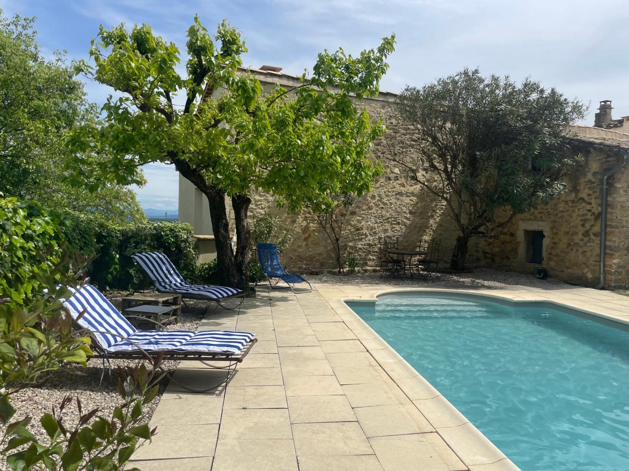 Maison Des Bourgades Saint-Julien-de-Peyrolas Esterno foto